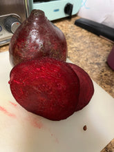 Load image into Gallery viewer, So Bossy Beet Juice
